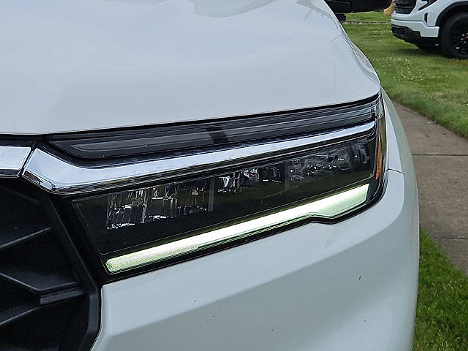 Used 2024 Honda Pilot EX-L image 9