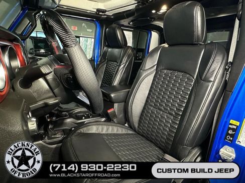 Used 2021 Jeep Gladiator Rubicon w/ Cold Weather Group AWD/4WD image 19