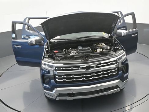 Used 2022 Chevrolet Silverado 1500 LTZ w/ Technology Package AWD/4WD image 77