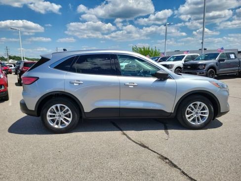 Certified 2022 Ford Escape SE FWD image 6