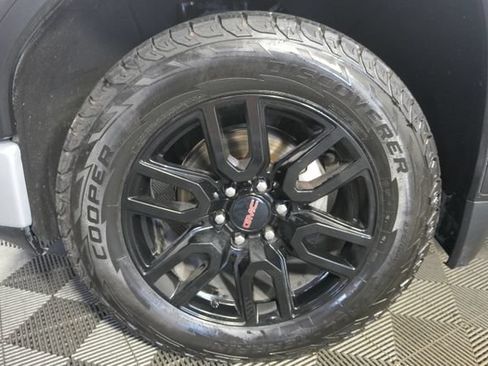 Used 2021 GMC Sierra 1500 Elevation AWD/4WD image 10