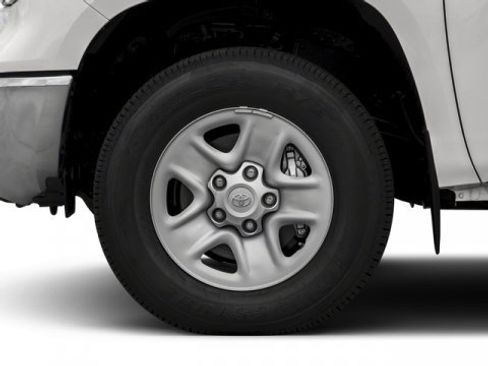 Used 2017 Toyota Tundra SR5 image 12