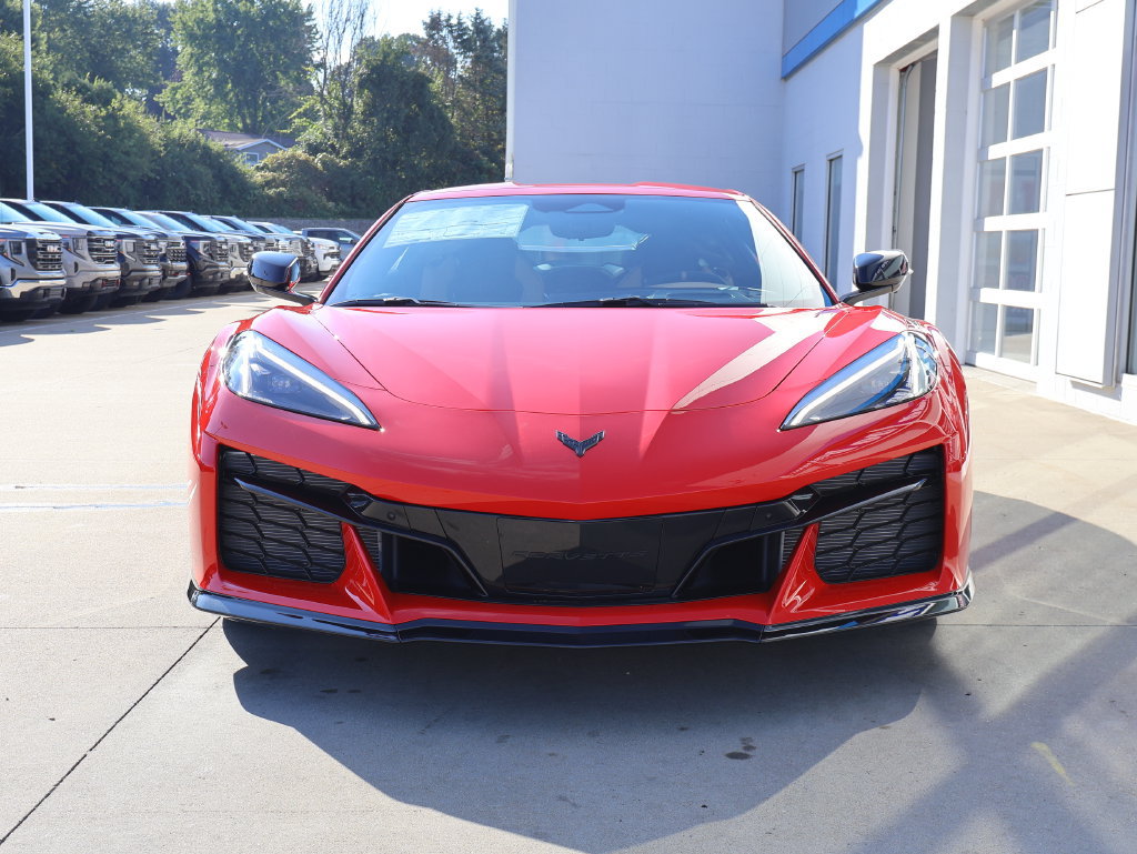 New 2027 Chevrolet Corvette Grand Sport w/ Z52 Sport Performance Package RWD image 5