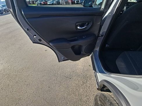 Used 2025 Honda HR-V Sport image 26