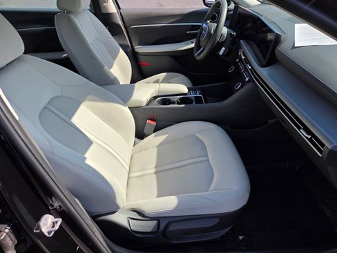 Used 2025 Hyundai Sonata SEL FWD image 15