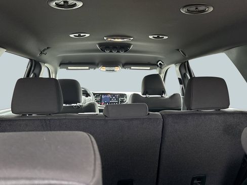 New 2026 Dodge Durango GT w/ Blacktop Package RWD image 35