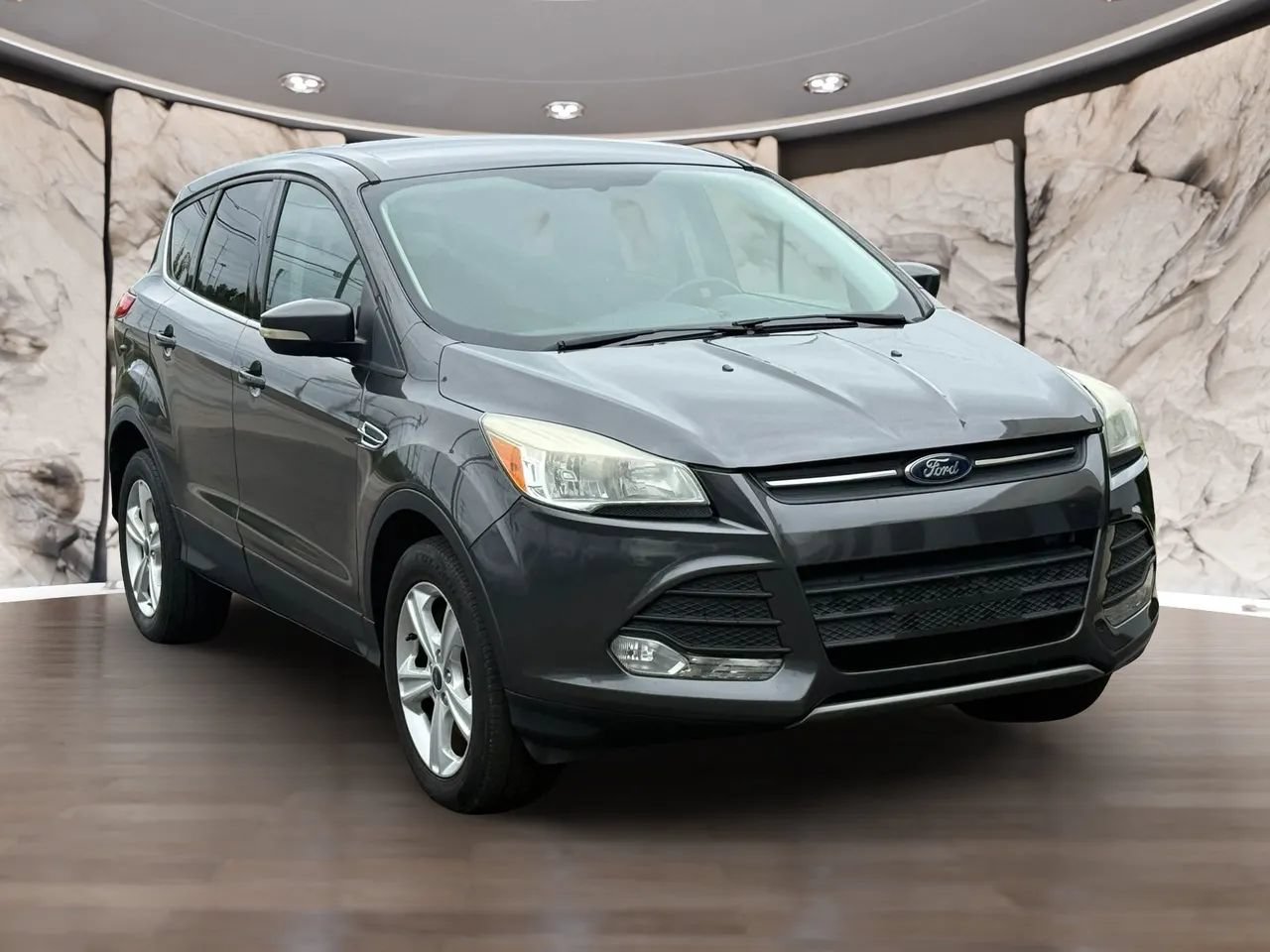 Used 2016 Ford Escape SE AWD/4WD image 1