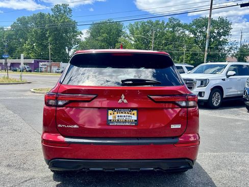 Used 2022 Mitsubishi Outlander SE FWD image 5