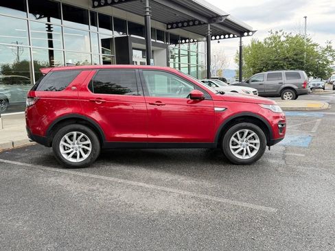 Used 2019 Land Rover Discovery Sport HSE AWD/4WD image 9