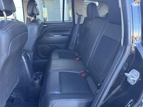 Used 2014 Jeep Compass Latitude image 13