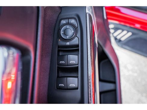 Used 2021 Chevrolet Silverado 1500 LT Trail Boss w/ Convenience Package II image 7