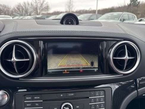 Used 2019 Mercedes-Benz SL 550 image 15