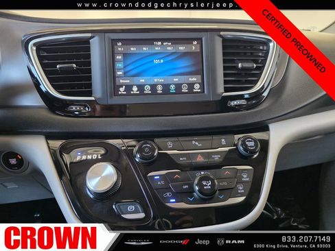 Certified 2020 Chrysler Pacifica Touring-L FWD image 27