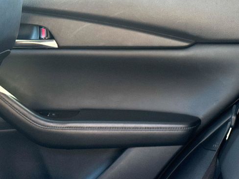 Certified 2025 MAZDA CX-30 AWD 2.5 S w/ Preferred Package image 13