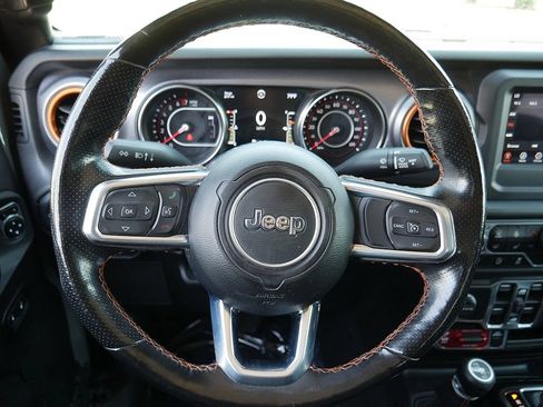 Used 2020 Jeep Gladiator Mojave w/ LED Lighting Group AWD/4WD image 18