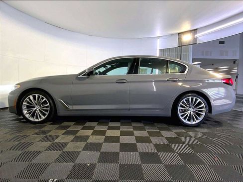 Used 2021 BMW 540i xDrive w/ Premium Package AWD/4WD image 2