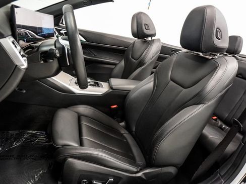 Used 2025 BMW 430i Convertible image 6