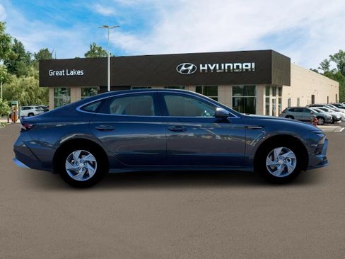 New 2025 Hyundai Sonata SE image 9