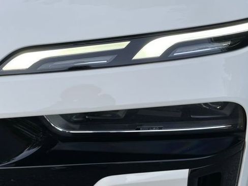 Used 2023 BMW 740i 740i image 13