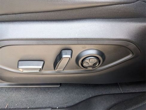 New 2025 Jeep Grand Cherokee L Altitude image 7