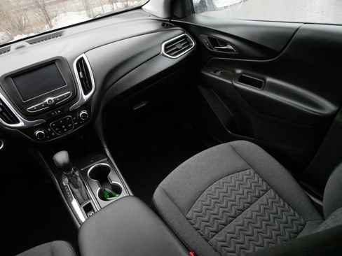 Used 2023 Chevrolet Equinox LT image 11