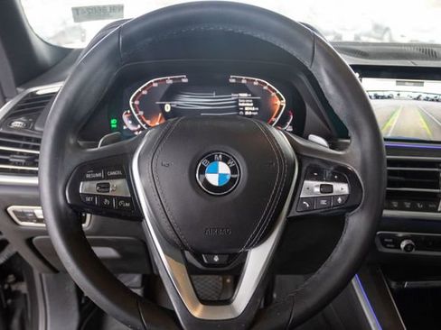 Used 2022 BMW X5 sDrive40i w/ Premium Package image 10