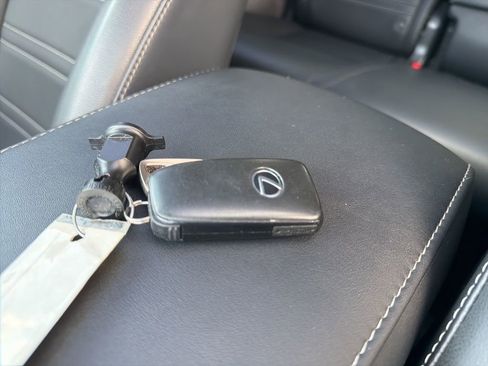 Used 2017 Lexus NX 200t 200t image 26