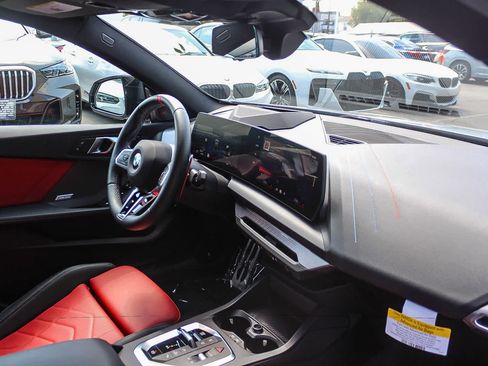Used 2025 BMW M235i xDrive w/ Technology Package AWD/4WD image 13