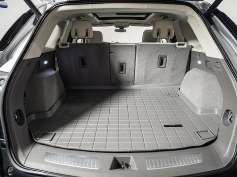 Used 2018 Cadillac XT5 Luxury image 9