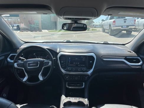 Used 2023 GMC Acadia SLT AWD/4WD image 35