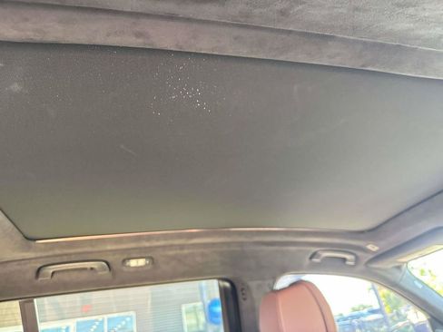 Used 2024 BMW X7 M60i w/ Executive Package image 12