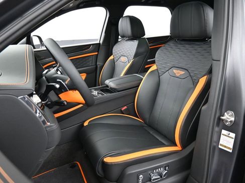 New 2026 Bentley Bentayga Speed AWD/4WD image 5