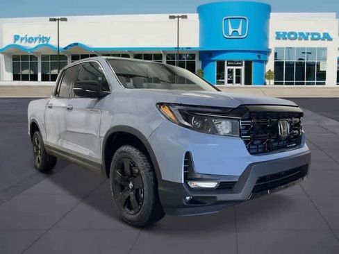 Used 2026 Honda Ridgeline Black Edition image 9