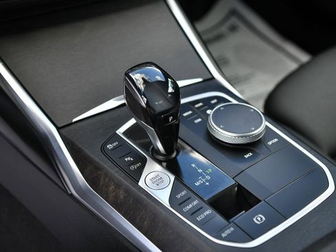 Used 2021 BMW 330i Sedan w/ Convenience Package image 23