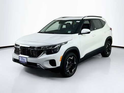 Used 2024 Kia Seltos EX AWD/4WD image 1