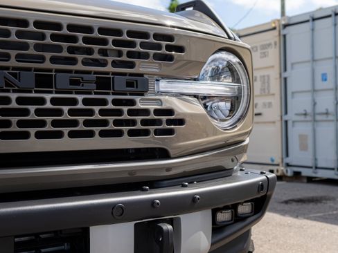 Used 2025 Ford Bronco Outer Banks AWD/4WD image 10