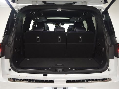 New 2026 INFINITI QX80 4WD image 44