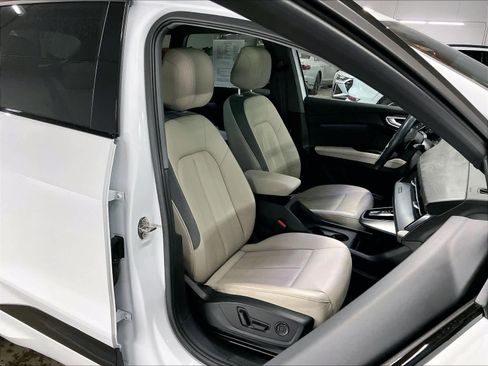 Certified 2023 Audi Q4 e-tron Premium Plus w/ Premium Plus AWD/4WD image 10