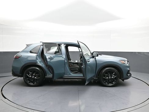 Used 2024 Honda HR-V Sport image 40
