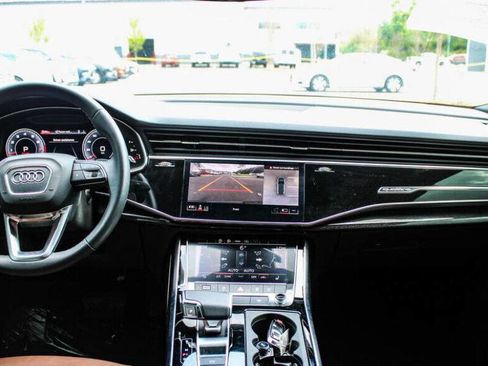 Used 2021 Audi Q7 3.0T Premium w/ Convenience Package image 11