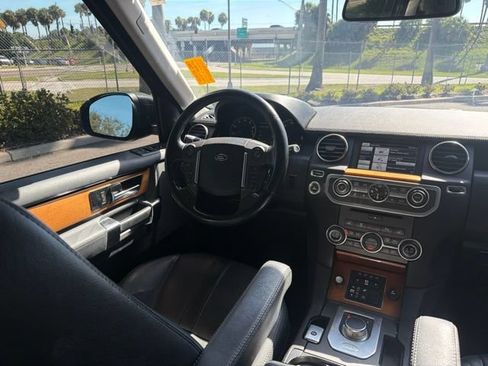 Used 2014 Land Rover LR4 HSE AWD/4WD image 7