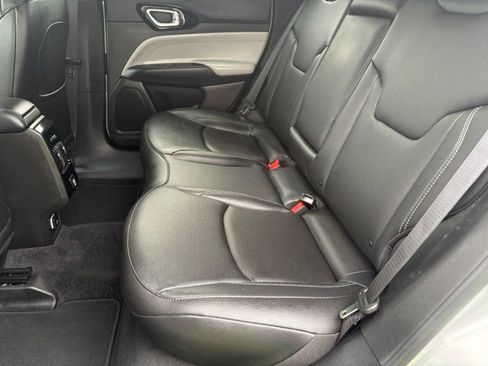 Used 2025 Jeep Compass Limited AWD/4WD image 12
