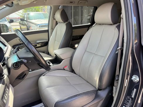 Used 2016 Kia Sedona SX FWD image 14