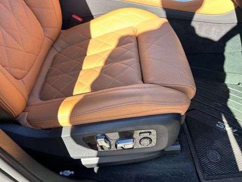 Used 2024 BMW X5 xDrive50e w/ M Sport Package image 27