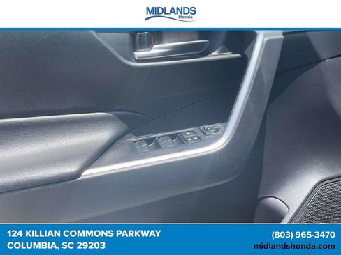 Used 2020 Toyota RAV4 XLE FWD image 15