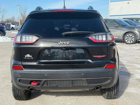 Used 2019 Jeep Cherokee Trailhawk w/ Cold Weather Group image 4