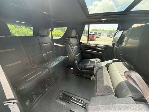 Used 2021 GMC Yukon AT4 w/ Rear Media and Nav Package AWD/4WD image 28