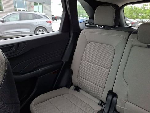 Certified 2022 Ford Escape SE w/ SE Sport Appearance Package AWD/4WD image 25