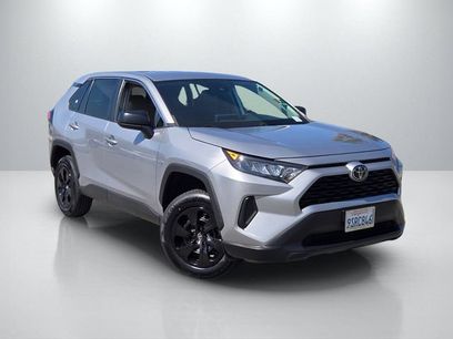 Used 2022 Toyota RAV4 LE w/ Carpet Mat Package (TMS)