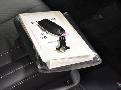 Certified 2025 INFINITI QX60 Sensory w/ Vision Package image 42